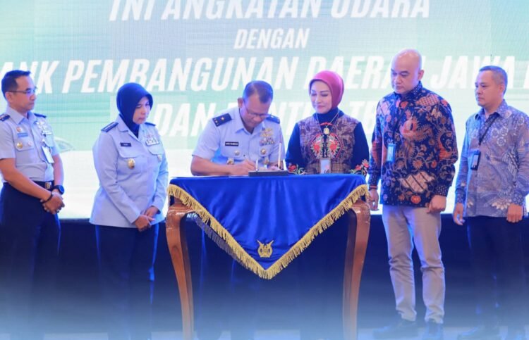 “TNI AU Tandatangani PKS dengan Sejumlah Bank untuk Perkuat Tata Kelola Keuangan”