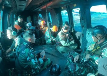 TNI AU Turunkan Korpasgat Usai Temukan Titik Jatuhnya Pesawat ATR 42-500