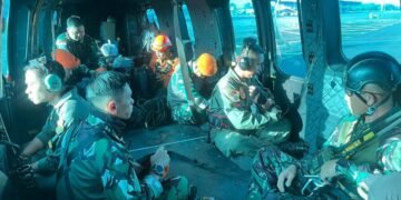 TNI AU Turunkan Korpasgat Usai Temukan Titik Jatuhnya Pesawat ATR 42-500