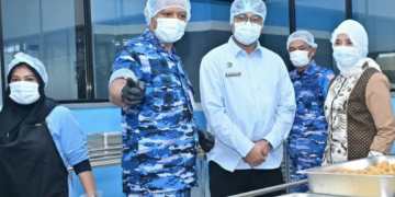 Pastikan Makanan Higienis dan Bergizi, Lanud Husein Sastranegara Tinjau Operasional Perdana SPPG 06