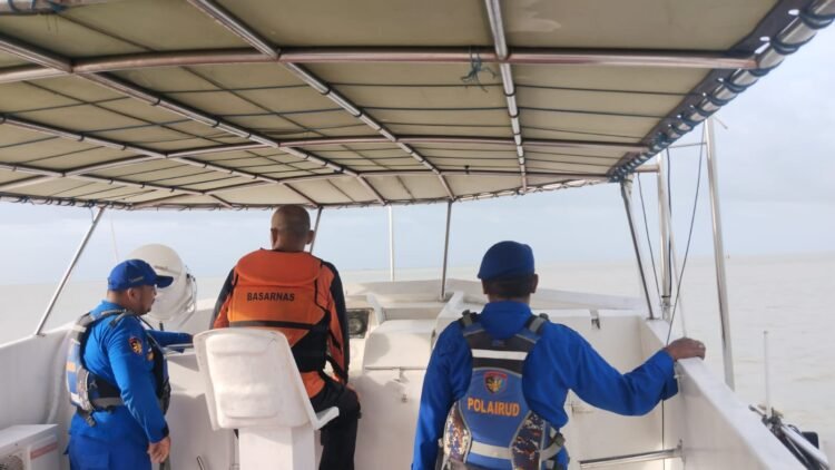 Kecelakaan Kapal K.M. Bintang Laut di Perairan Arafura, Tim SAR Gabungan Lanjutkan Pencarian