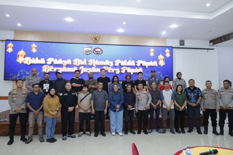 Pererat Silaturahmi di Bulan Ramadhan, Polda Papua Buka Puasa Bersama Insan Pers dan Komunitas Anak Muslim Wamena