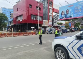 Sinergi TNI-Polri di Pos Jembatan Merah, Amankan Arus Mudik Lebaran di Jayapura