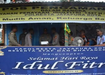 Jaga Stamina Personel, Subsatgas Dokkes Operasi Ketupat Cartenz 2026 Lakukan Pemeriksaan Kesehatan dan Bagikan Vitamin