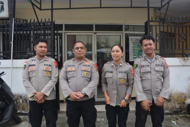 Subsatgas Dokkes Polda Papua Berikan Layanan Kesehatan bagi Personel Pos Pelayanan Operasi Ketupat Cartenz 2026