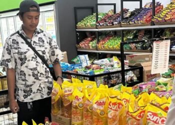 Polres Supiori Lakukan Pengecekan Stok dan Harga Minyak Goreng, Pasokan Dinilai Cukup