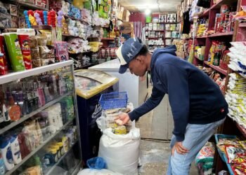 Satgas Pangan Polres Sarmi Lakukan Pengecekan Harga Beras di Kios Sultan, Pastikan Ketersediaan dan Stabilitas Harga