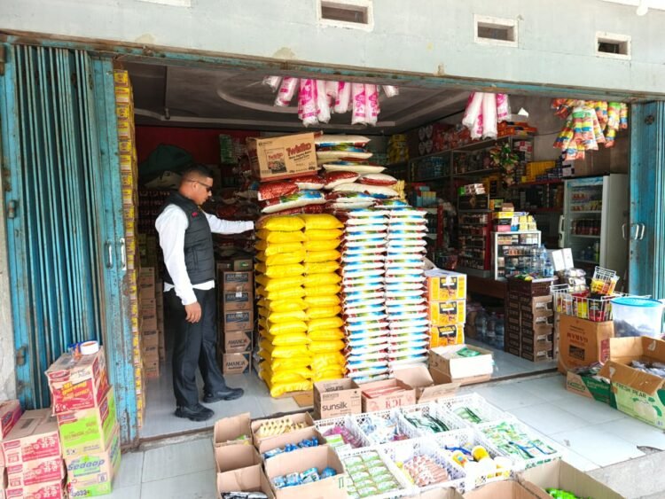 Polres Jayawijaya Pantau Harga Beras di Retail Modern dan Pasar Pootikelek