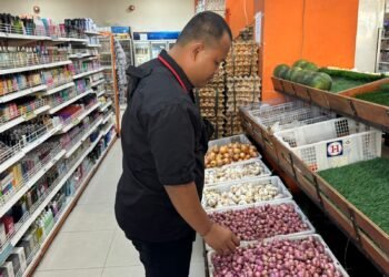 Polres Jayawijaya Lakukan Pengecekan Harga Beras di Retail Modern dan Pasar Tradisional Wamena