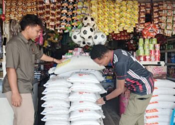 Polres Jayawijaya Lakukan Pengecekan Harga Beras di Retail Modern dan Pasar Tradisional Wamena