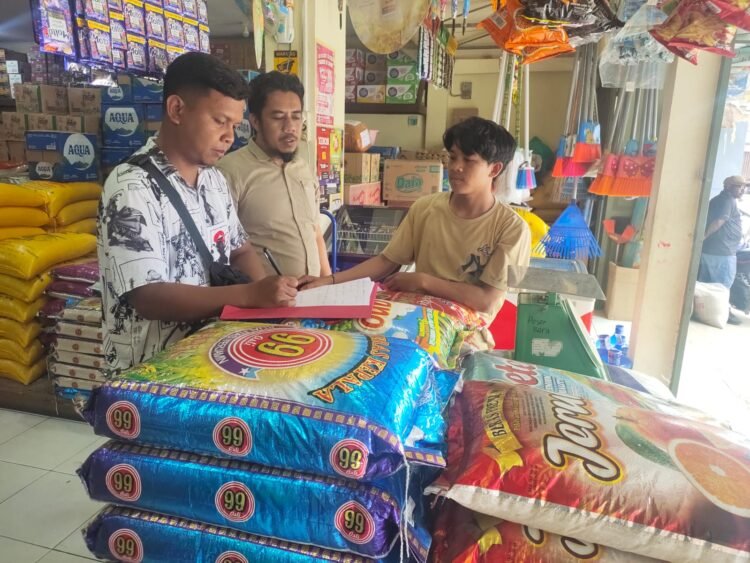 Polres Jayawijaya Lakukan Pengecekan Harga Beras di Retail Modern dan Pasar Tradisional Wamena