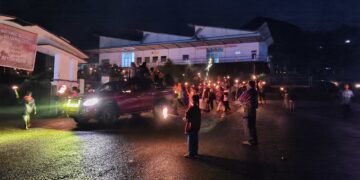 Pawai Obor Paskah 2026 di Tolikara Berlangsung Aman dan Khidmat, Perkuat Kebersamaan Umat