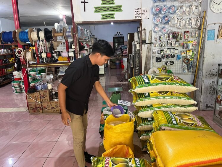 Harga Bahan Pokok di Oksibil Naik akibat Biaya Angkut Udara