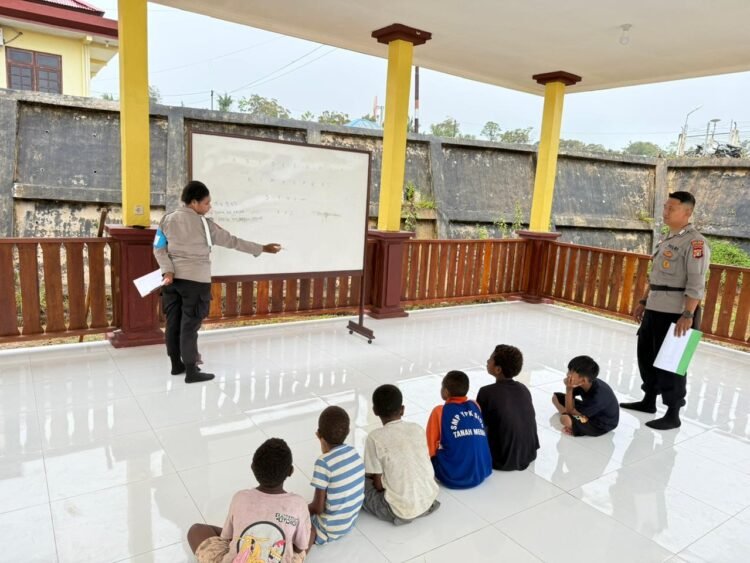 Polres Boven Digoel Gelar Pembelajaran Bagi Anak Putus Sekolah, Wujud Kepedulian terhadap Pendidikan