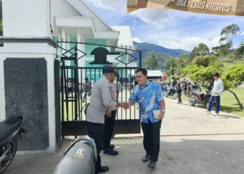 Polres Tolikara Intensifkan Patroli Humanis dan Pengamanan Ibadah Minggu di Karubaga