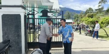 Polres Tolikara Intensifkan Patroli Humanis dan Pengamanan Ibadah Minggu di Karubaga