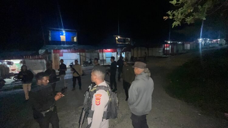 Patroli Malam Humanis, Polres Tolikara Perkuat Harkamtibmas di Kota Karubaga 