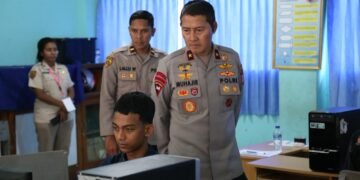Wakapolda Papua Tinjau Langsung Proses CAT Akademik Penerimaan Bintara Polri