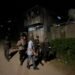 Patroli Malam Humanis, Regu Siaga II Polres Tolikara Perkuat Kamtibmas di Kota Karubaga 