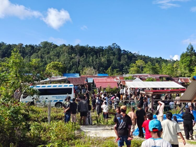 5 Korban Ledakan Bom di Biak Dimakamkan Dalam 1 Liang Lahat