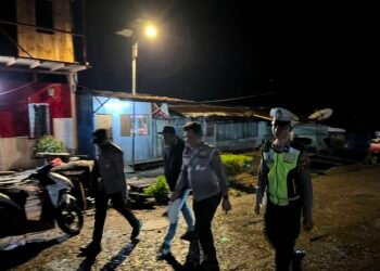 Patroli Malam Polres Tolikara Perkuat Rasa Aman Warga di Karubaga 