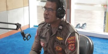 Polisi Menyapa di RRI Jayapura, Satlantas Polres Keerom Ajak Masyarakat Wujudkan Budaya Tertib Berlalu Lintas 