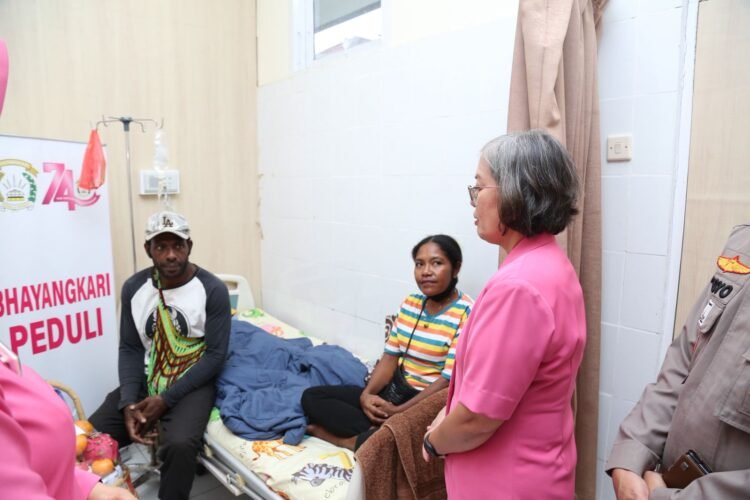 Bakti Kesehatan Bedah Minor Gratis, Wujud Kepedulian Polri dan Bhayangkari bagi Masyarakat Papua