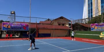 Hari Kedua Turnamen Tenis Kapolda Papua Cup 2026, Ratusan Peserta Tampilkan Persaingan Kompetitif 