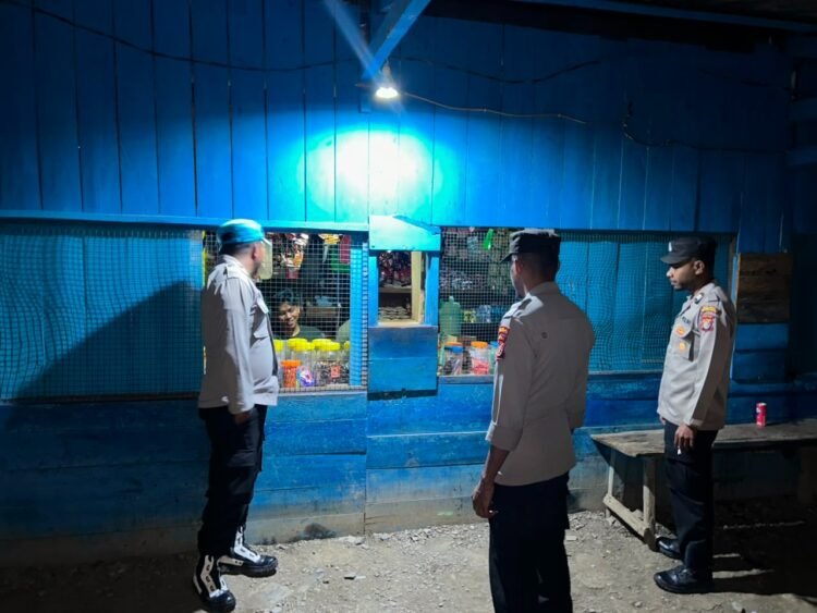Polri Hadir di Tengah Masyarakat, Polsek Kelila Intensifkan Sambang Warga Demi Kamtibmas Kondusif