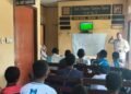 Bangun Kedekatan dengan Warga, Polsek Biak Barat Gelar Nobar Piala Dunia