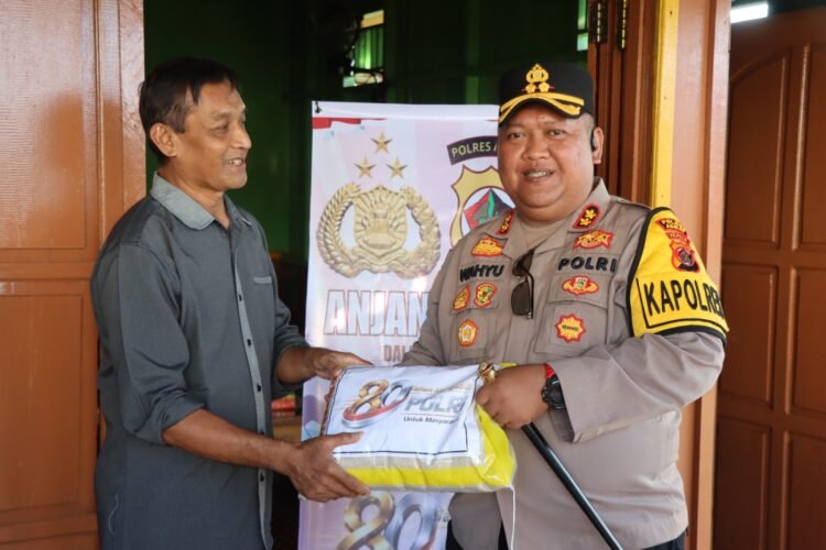 Jelang HUT Bhayangkara ke-80, Polres Asmat Pererat Silaturahmi dengan Purnawirawan dan Warakawuri