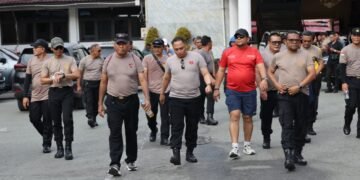 ‎Kapolda Papua Pimpin Jalan Santai, Tekankan Pentingnya Kebugaran untuk Mendukung Tugas Kepolisian