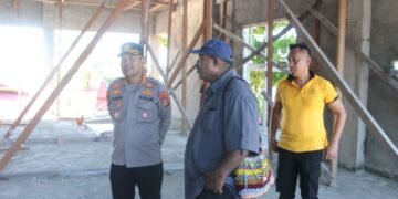 Sambut Hari Bhayangkara ke-80, Polda Papua Salurkan Bantuan Bahan Bangunan untuk Gereja GKI Ebenhezer Kayo Pulau