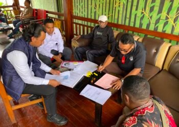 Subdit III Tipidkor Polda Papua Serahkan Dua Tersangka Dugaan Korupsi Anggaran Diklat PIM Waropen ke Kejati Papua