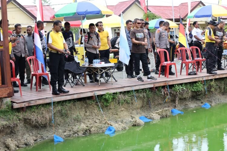 Polda Papua Semarakkan Hari Bhayangkara ke-80 Melalui Lomba Memancing, Pererat Soliditas dan Kebersamaan