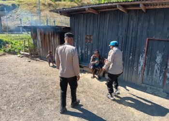 Patroli Sambang Regu III Polsek Kelila Perkuat Sinergi dengan Masyarakat Kampung Binime