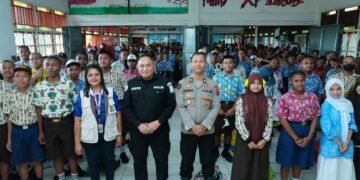 Bid Humas Polda Papua Berikan Edukasi Pencegahan Perundungan kepada Pelajar SMA Negeri 1 Jayapura