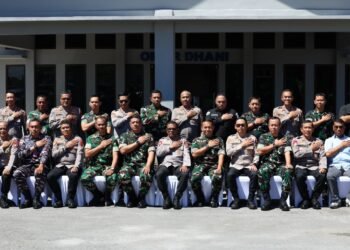 Perkuat Sinergi, Kapolda Papua Silaturahmi dan Makan Siang Bersama Danlanud Manuhua