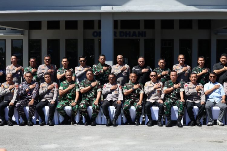 Perkuat Sinergi, Kapolda Papua Silaturahmi dan Makan Siang Bersama Danlanud Manuhua