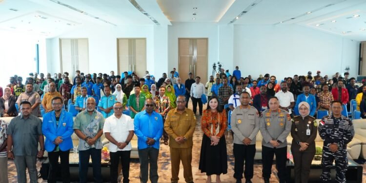 Polda Papua Hadiri Dialog Kepemudaan KNPI Papua, Perkuat Kolaborasi Wujudkan Papua Cerah 2030 dan Indonesia Emas 2045