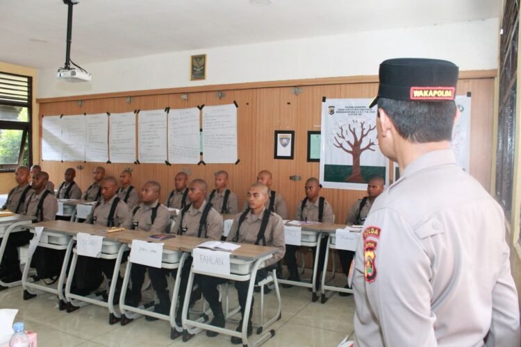 Wakapolda Papua Tinjau SPN, Pastikan Kualitas Pendidikan dan Kesiapan Calon Bhayangkara