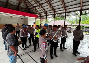 Sipropam Polres Sarmi Rutin Periksa Kelengkapan Administrasi Personel, Tingkatkan Disiplin dan Profesionalisme Anggota