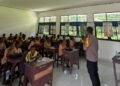 Peduli Generasi Papua, Kapolsek Pantai Barat Berikan Edukasi Hukum dan Pencegahan Narkoba