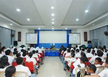 Polda Papua Edukasi Pelajar SMK Negeri 1 Jayapura tentang Bijak Bermedia Sosial dan Pencegahan Kejahatan Digital