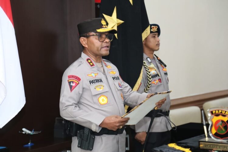 Kapolda Papua Pimpin Serah Terima Jabatan Kabid Dokkes Polda Papua