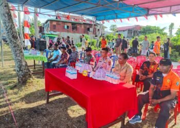 Gebyar Merdeka di Pantai Kalibagre, Polres Sarmi Bangun Semangat Persatuan Bersama Warga Pesisir