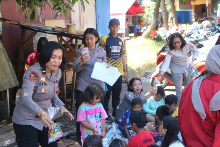 Polda Papua Berikan Trauma Healing, Pulihkan Semangat Anak Korban Kebakaran Kampung Palopo Dok V